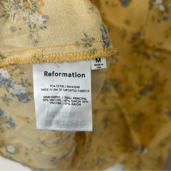 Reformation Marlowe Dress in Felicity - Picture 4 of 6